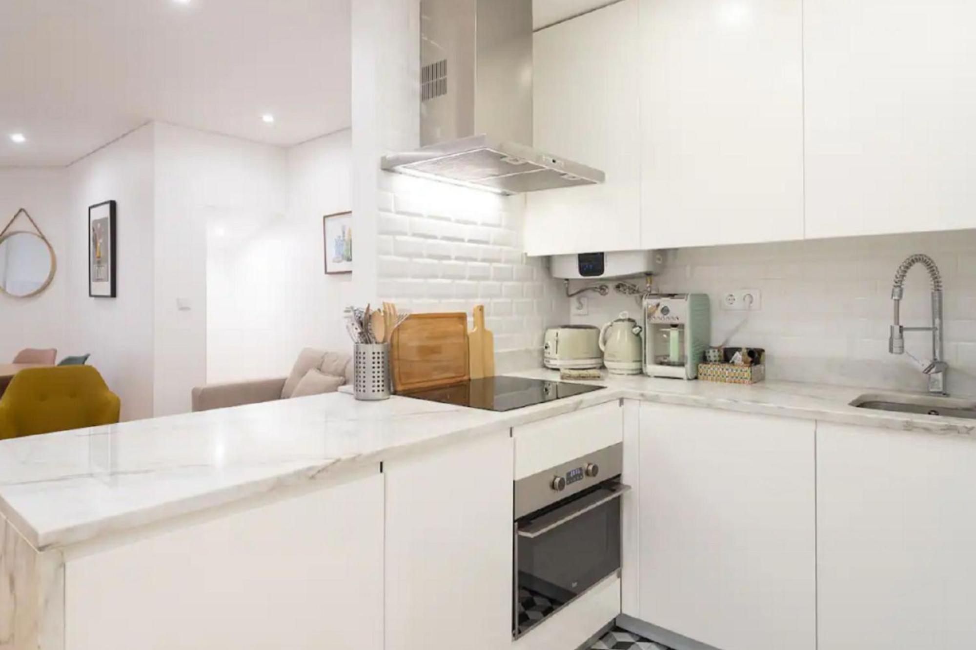 Comfortable In Bairro Alto By Lovelystay Apartamento