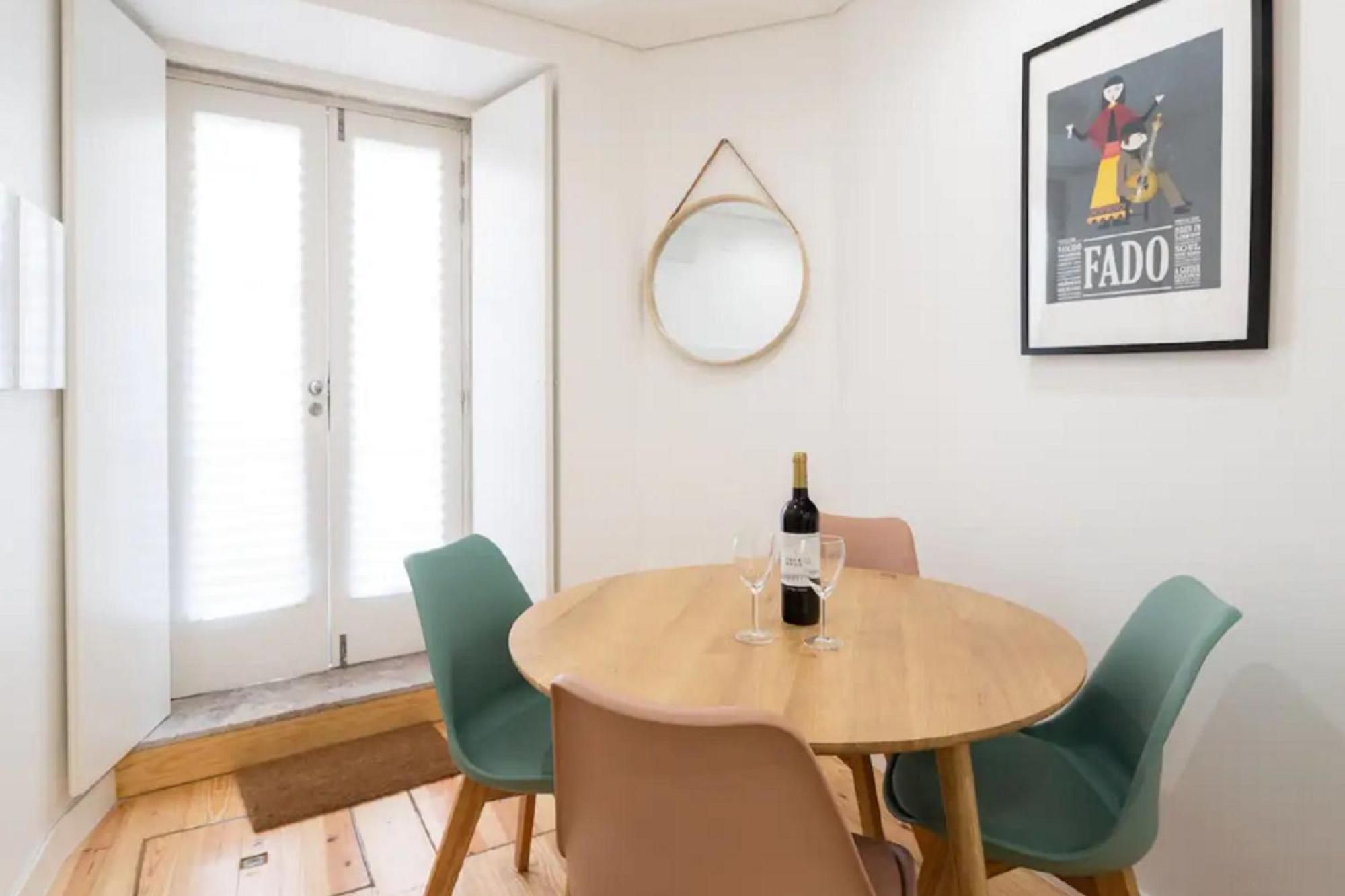 Comfortable In Bairro Alto By Lovelystay Lisboa